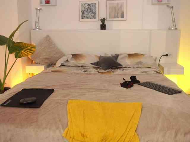 l1ttle-kiki webcam