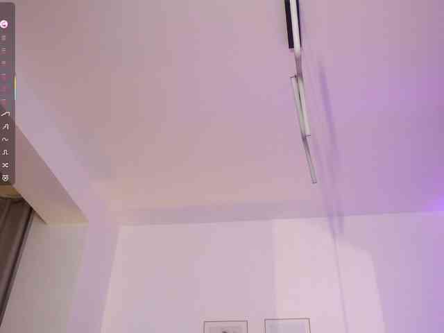 l1ttle-kiki webcam