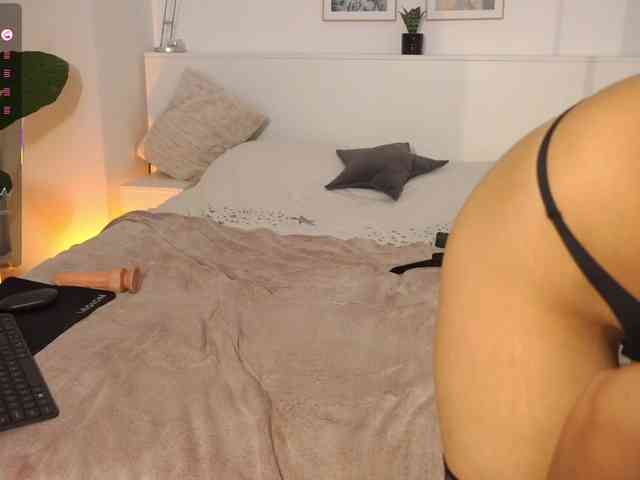l1ttle-kiki webcam