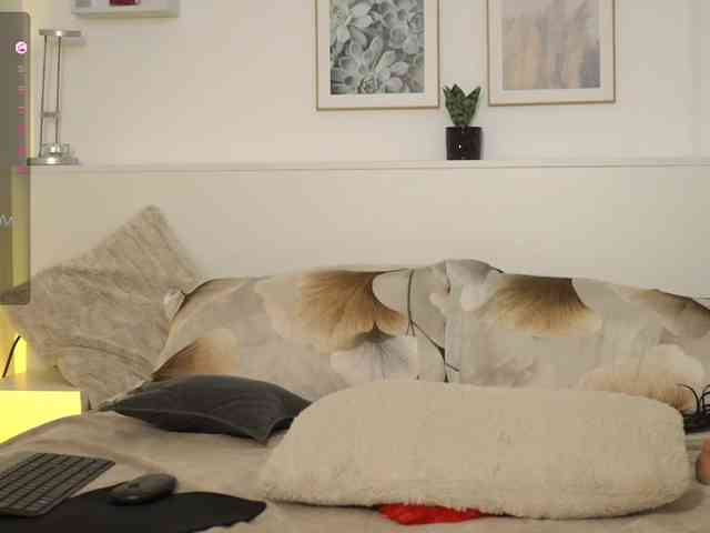 l1ttle-kiki webcam