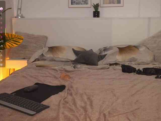 l1ttle-kiki webcam