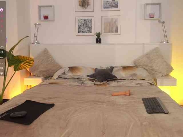 l1ttle-kiki webcam