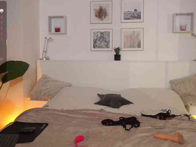 l1ttle-kiki webcam