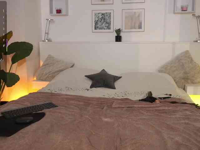 l1ttle-kiki webcam