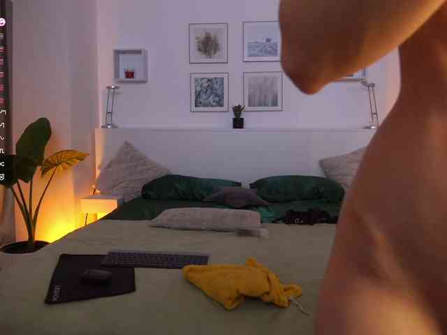 l1ttle-kiki webcam