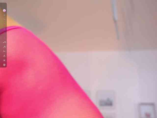 l1ttle-kiki webcam