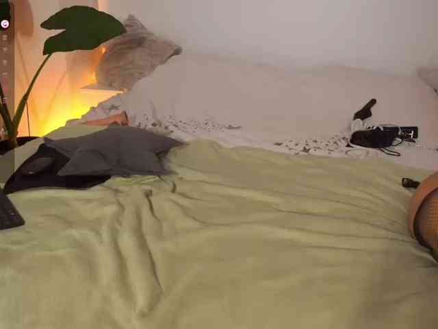 l1ttle-kiki webcam