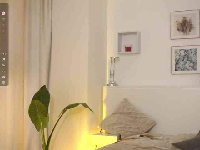 l1ttle-kiki webcam