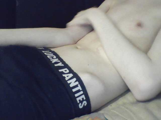 WannaCum33 live webcam show