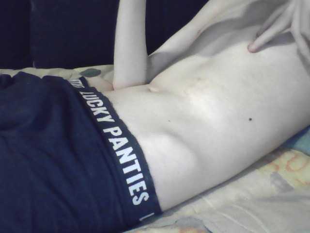 WannaCum33 live webcam show
