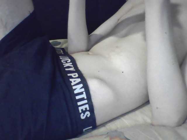 WannaCum33 live webcam show