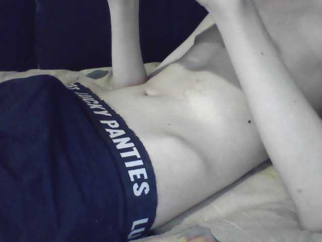 WannaCum33 live webcam show