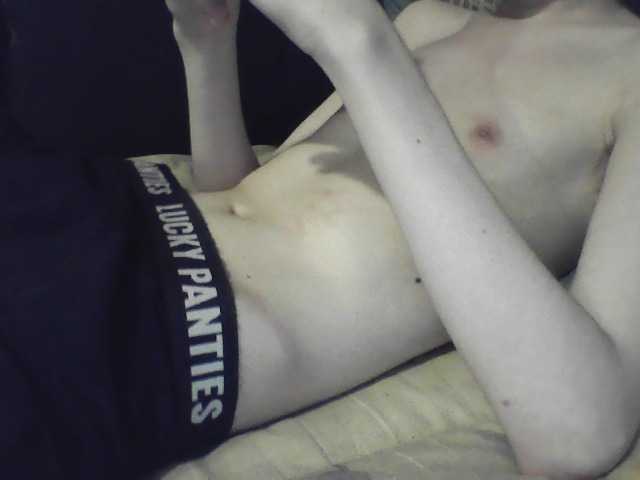 WannaCum33 live webcam show