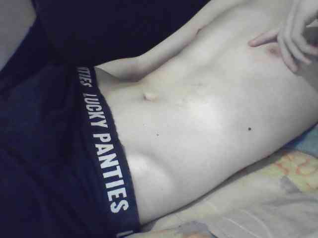 skinnycuteboy skinnycuteboy
