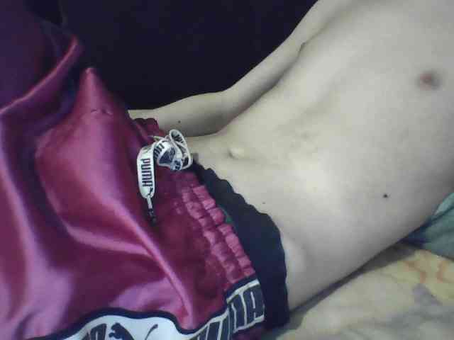 skinnycuteboy skinnycuteboy