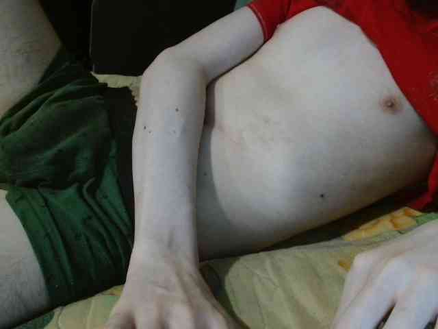 skinnycuteboy skinnycuteboy