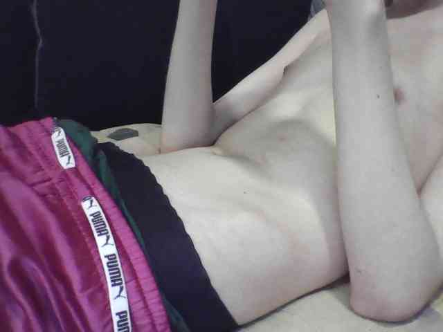 skinnycuteboy Sex Cam Show