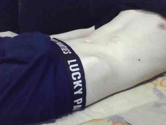 skinnycuteboy