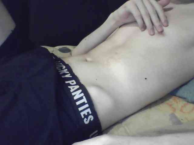 skinnycuteboy skinnycuteboy