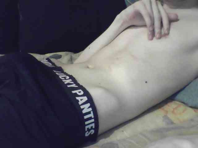 skinnycuteboy skinnycuteboy