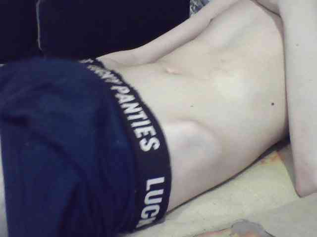 skinnycuteboy