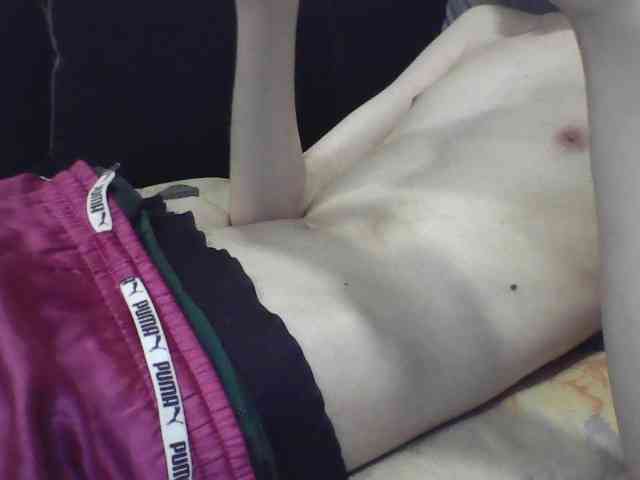 skinnycuteboy Sex Cam Show