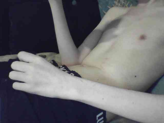 skinnycuteboy skinnycuteboy