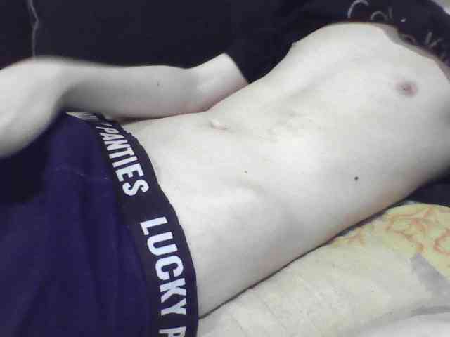 skinnycuteboy