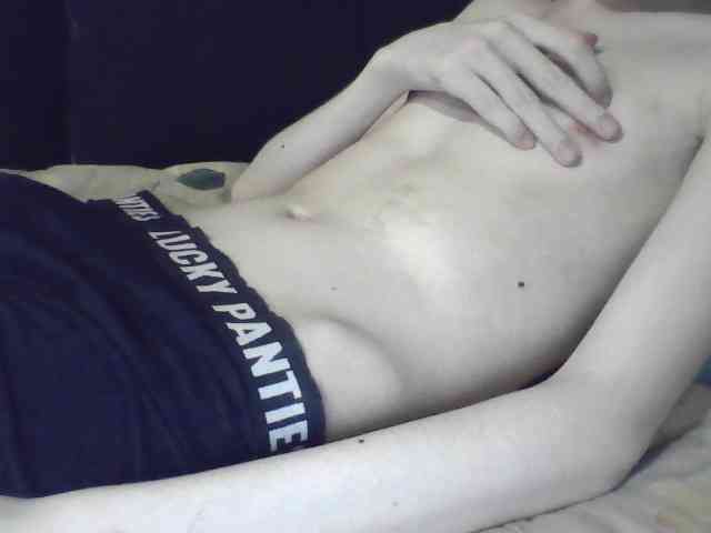 skinnycuteboy skinnycuteboy