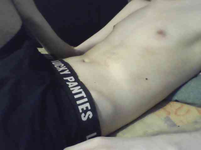 skinnycuteboy skinnycuteboy