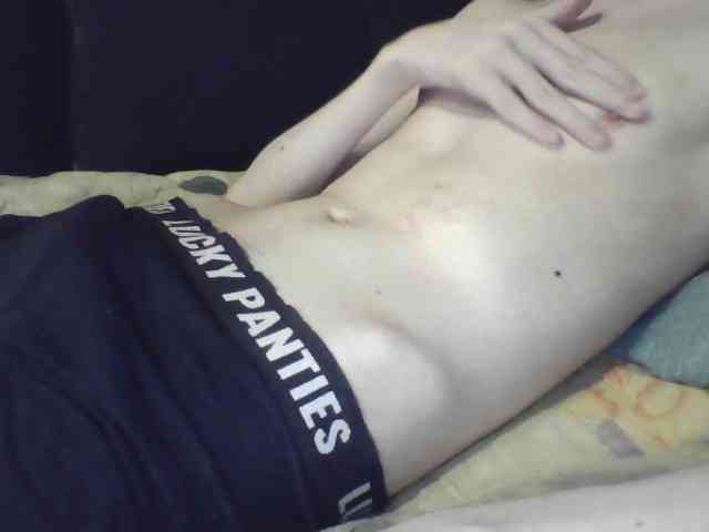 skinnycuteboy skinnycuteboy