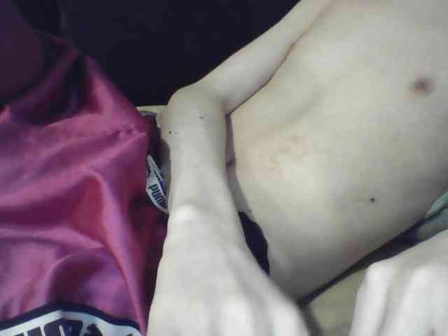 skinnycuteboy skinnycuteboy