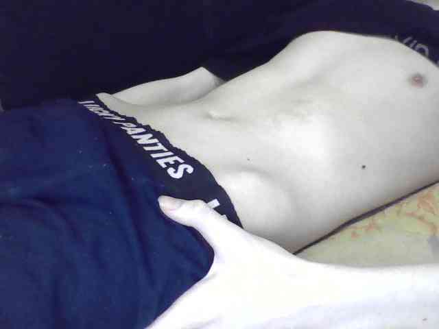 skinnycuteboy