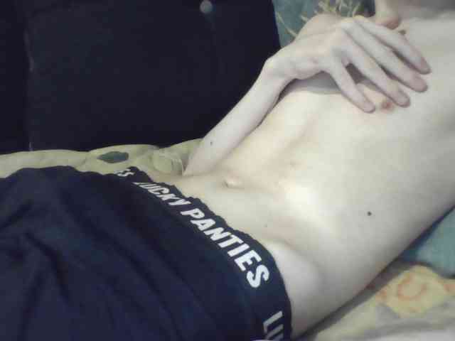 skinnycuteboy skinnycuteboy