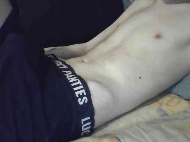 skinnycuteboy