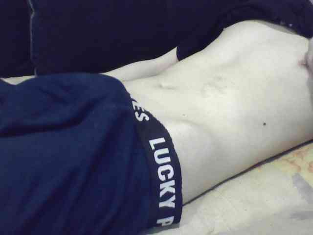 skinnycuteboy