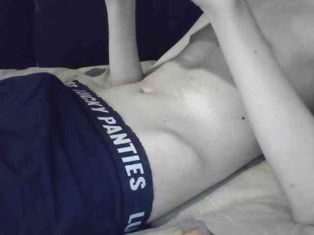 skinnycuteboy skinnycuteboy