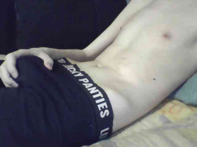 skinnycuteboy skinnycuteboy