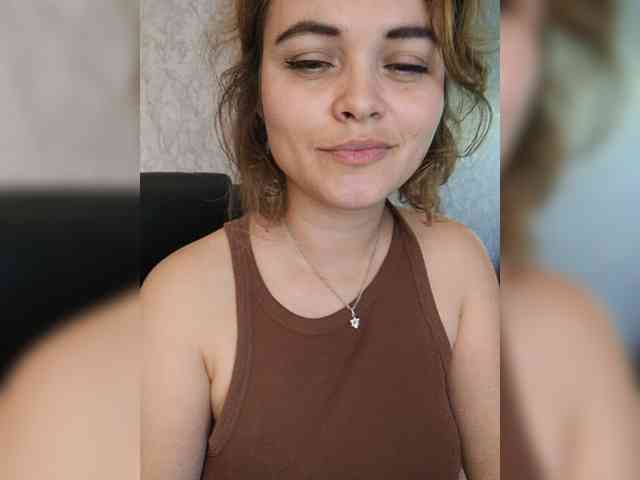 Juli_Foxfire webcam