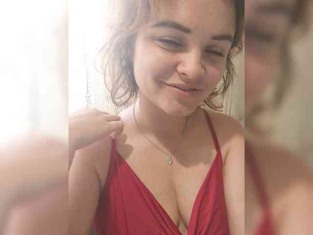 Juli_Foxfire webcam