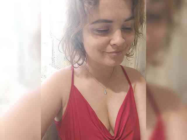 Juli_Foxfire webcam