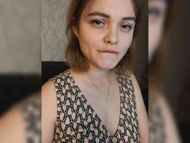 Juli_Foxfire webcam