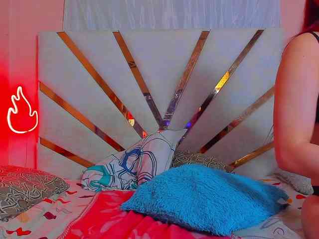 AmyAndAlex webcam