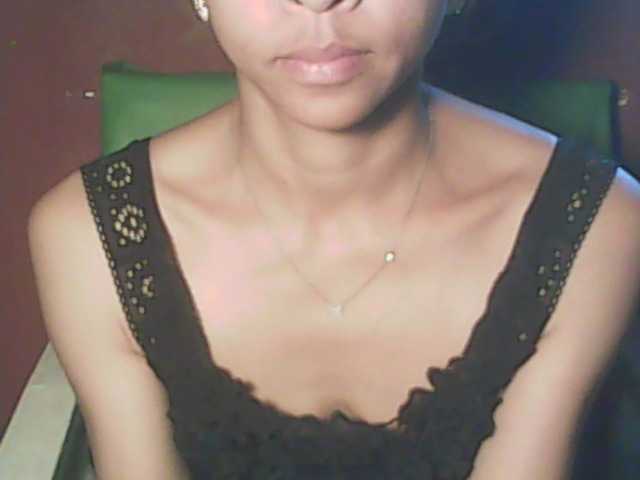 krisnah3 live cam on BongaCams