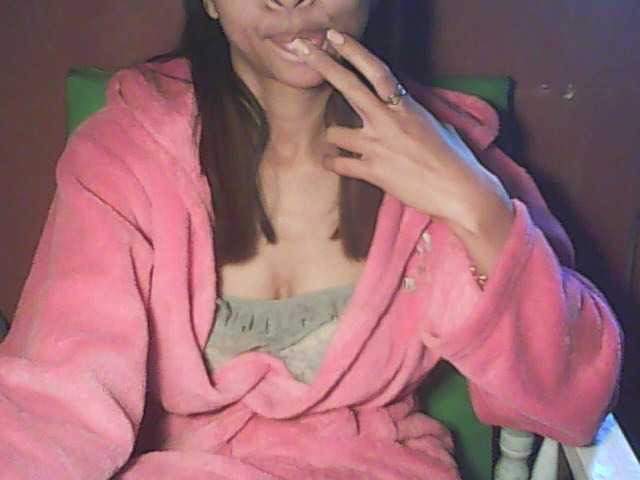 krisnah3 live cam on BongaCams