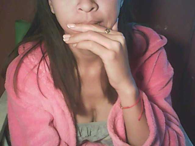 krisnah3 live cam on BongaCams