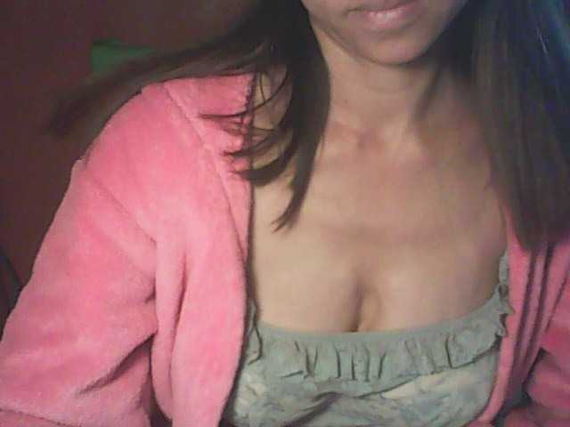 krisnah3 live cam on BongaCams