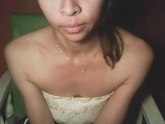 krisnah3 live cam on BongaCams