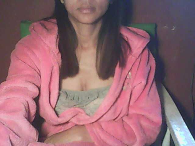 krisnah3 live cam on BongaCams