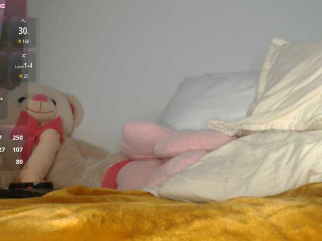trissabenson live cam on BongaCams